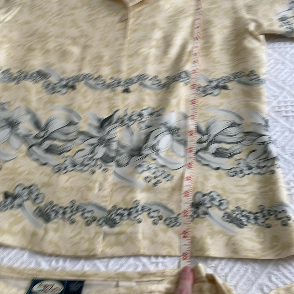 100% silk Tommy Bahama Floral Print Two-Piece Set Yellow Gray Hawaiian 100% silk - Picture 12 of 13